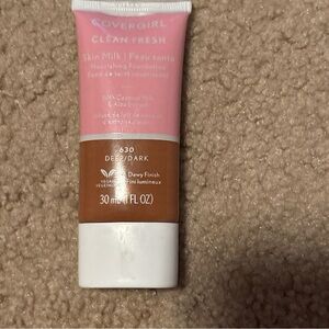 CoverGirl Clean Fresh Skin Milk Nourishing Foundation Vegan New #630 Deep/Dark